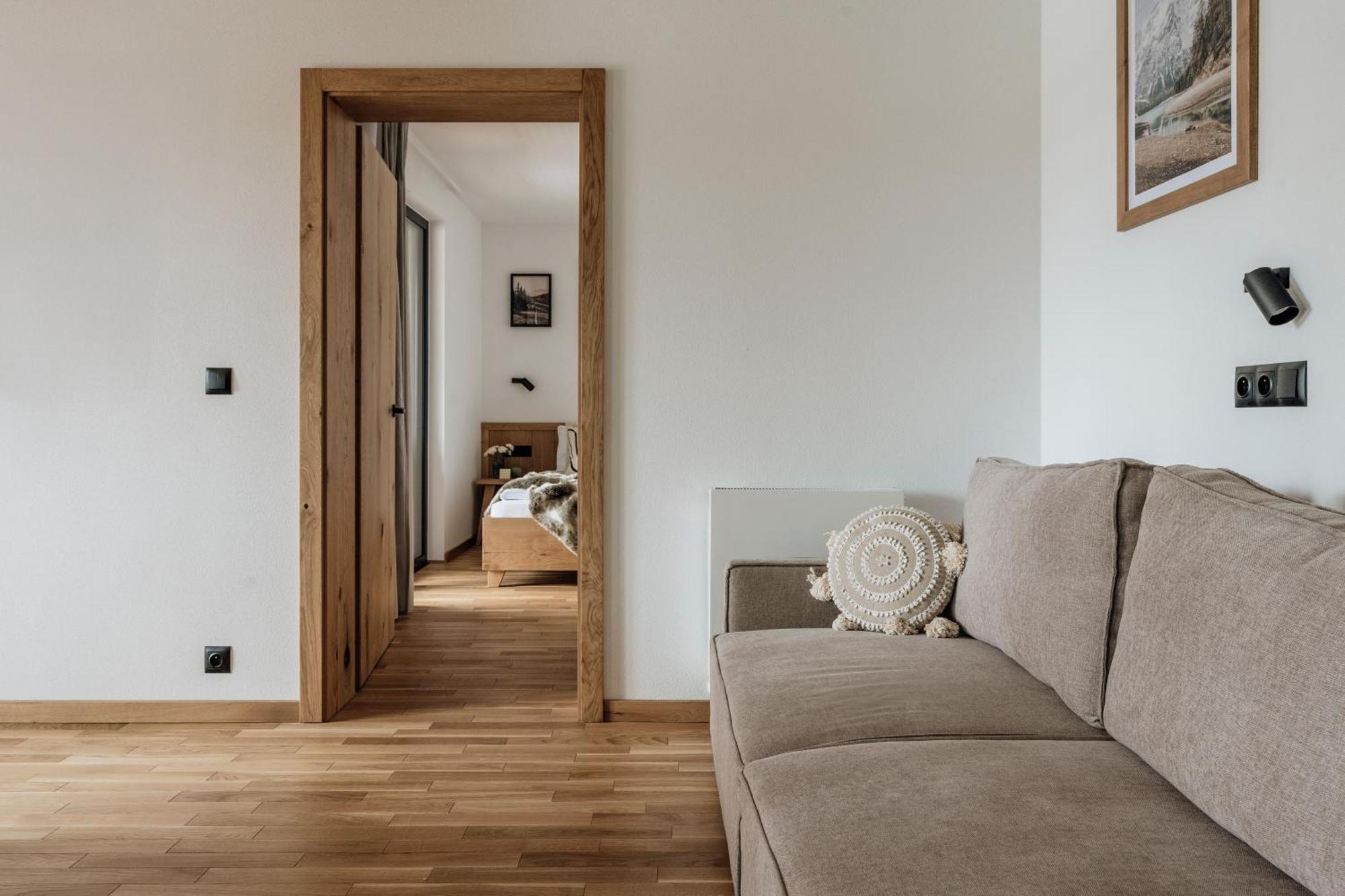 White Hills Aparthotel & Spa - Loft Affair Bialka Tatrzanska Bagian luar foto