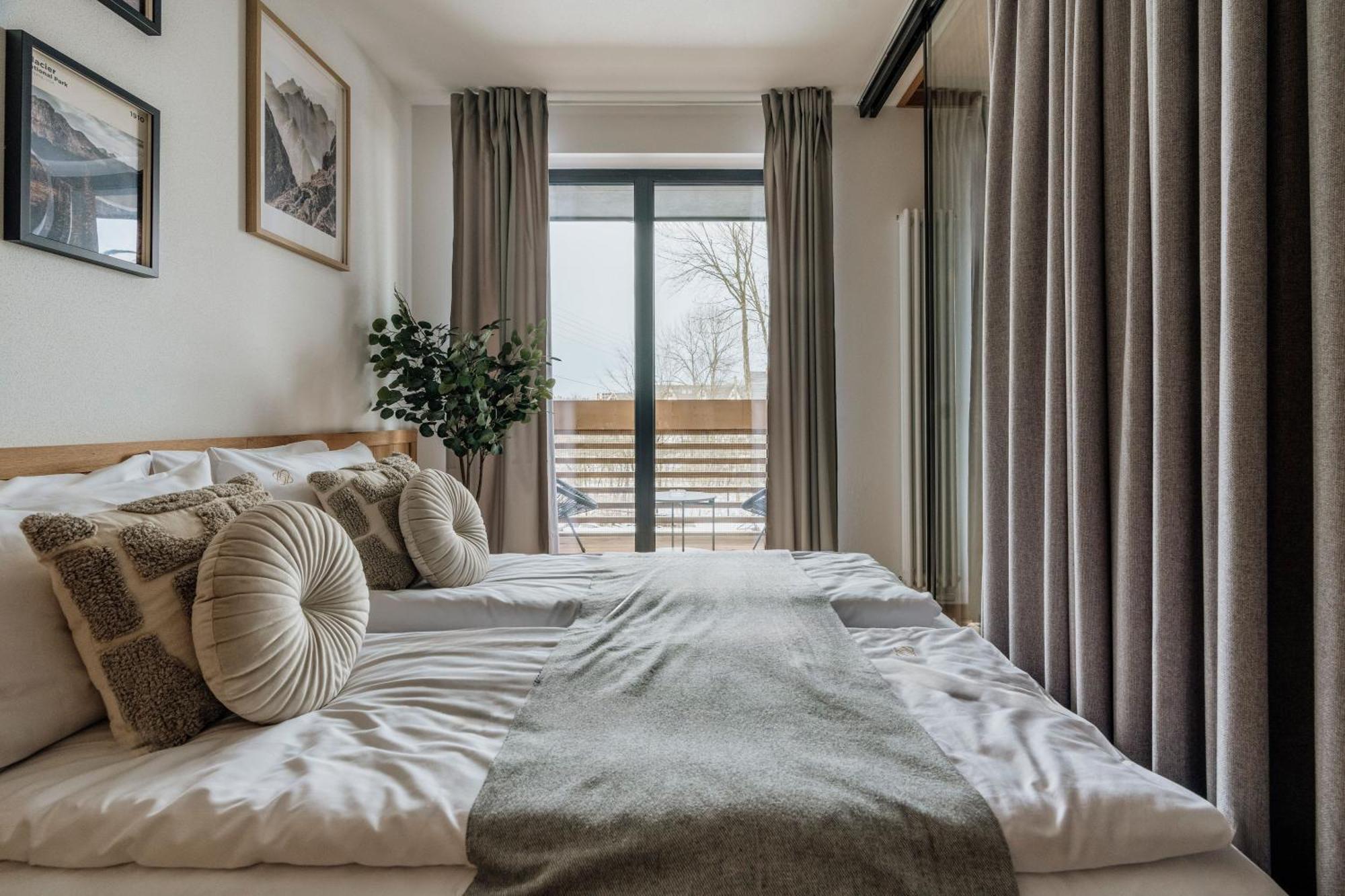 White Hills Aparthotel & Spa - Loft Affair Bialka Tatrzanska Bagian luar foto