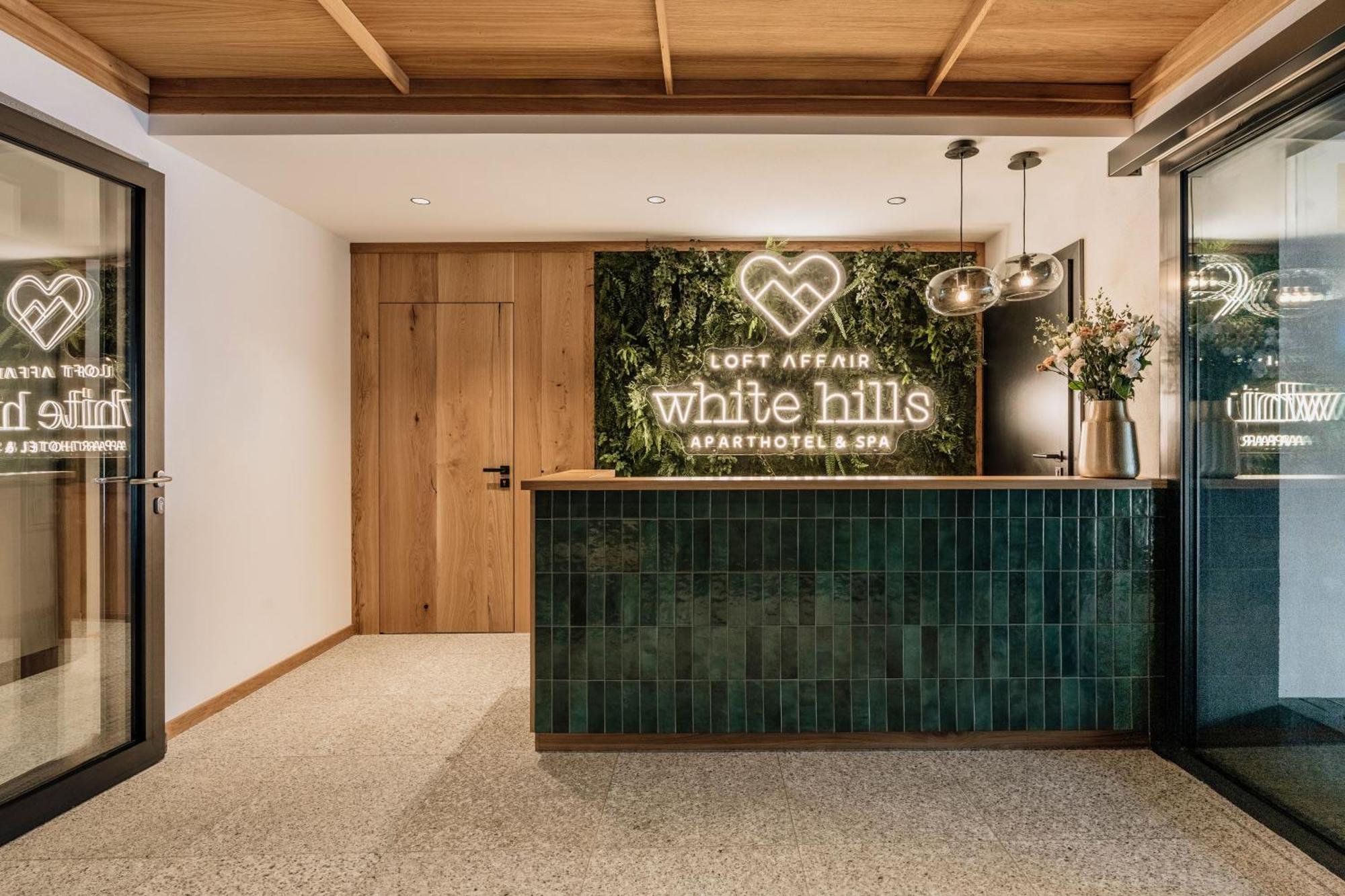 White Hills Aparthotel & Spa - Loft Affair Bialka Tatrzanska Bagian luar foto