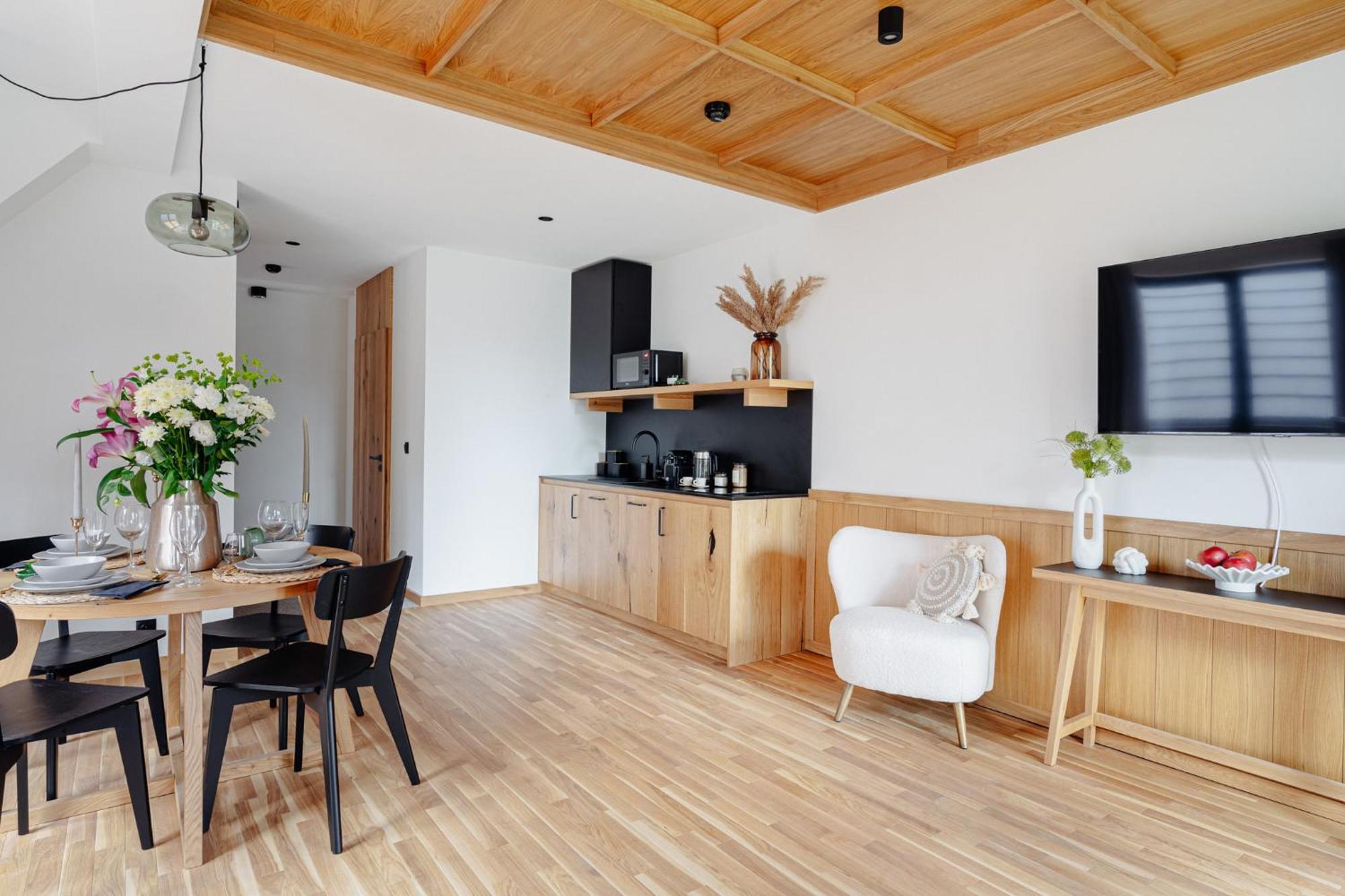White Hills Aparthotel & Spa - Loft Affair Bialka Tatrzanska Bagian luar foto
