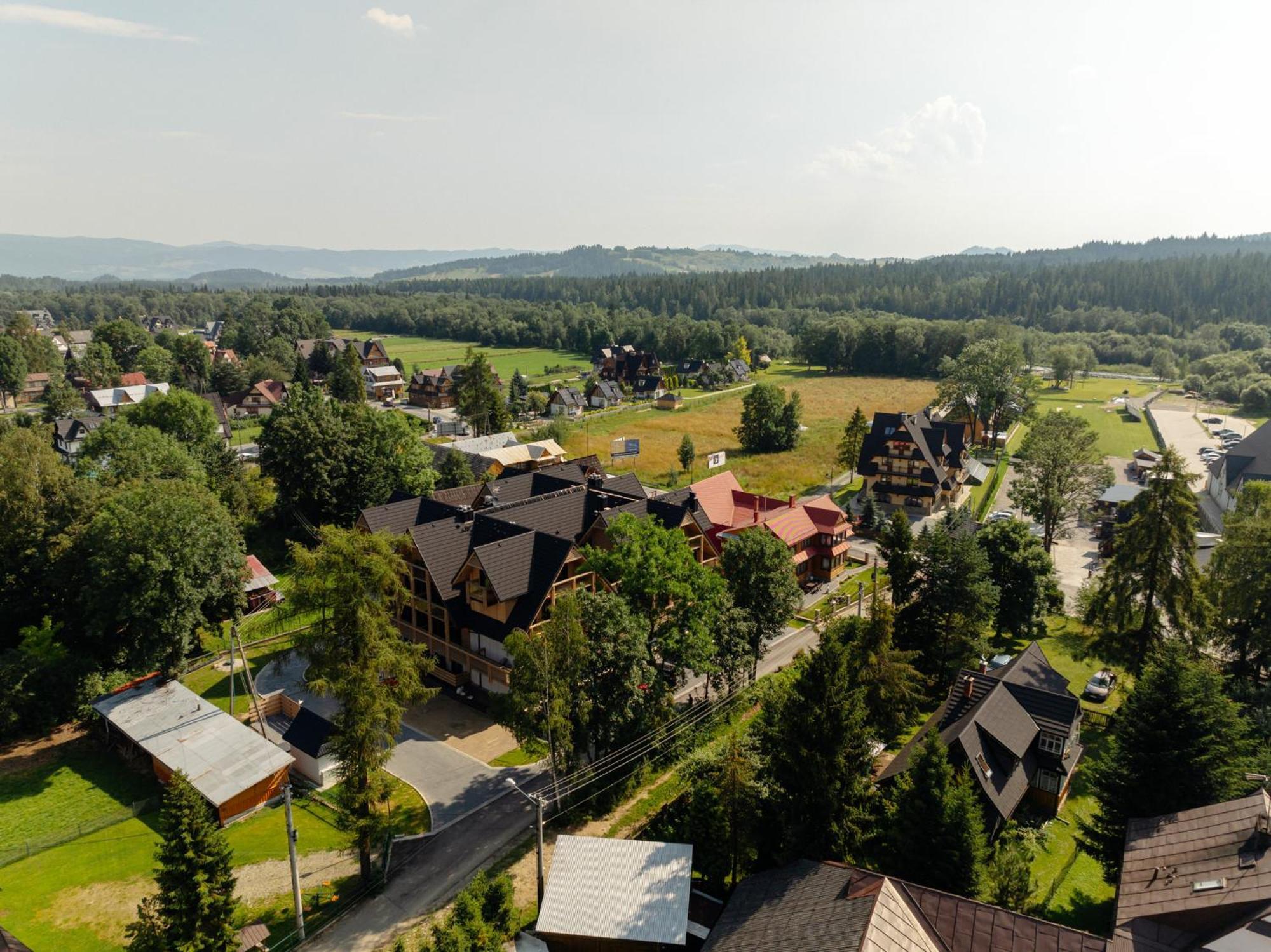 White Hills Aparthotel & Spa - Loft Affair Bialka Tatrzanska Bagian luar foto